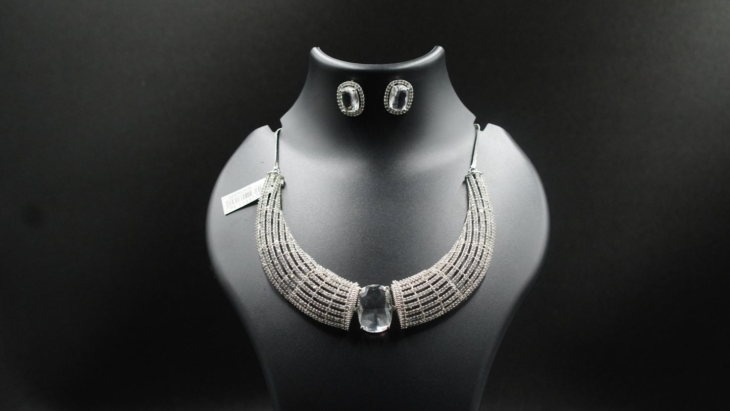 Radiant Bridal Elegance – Statement Necklace Set